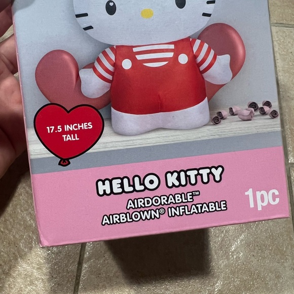 Hello Kitty Valentines Holiday Inflatable 17.5 inches - Picture 5 of 5
